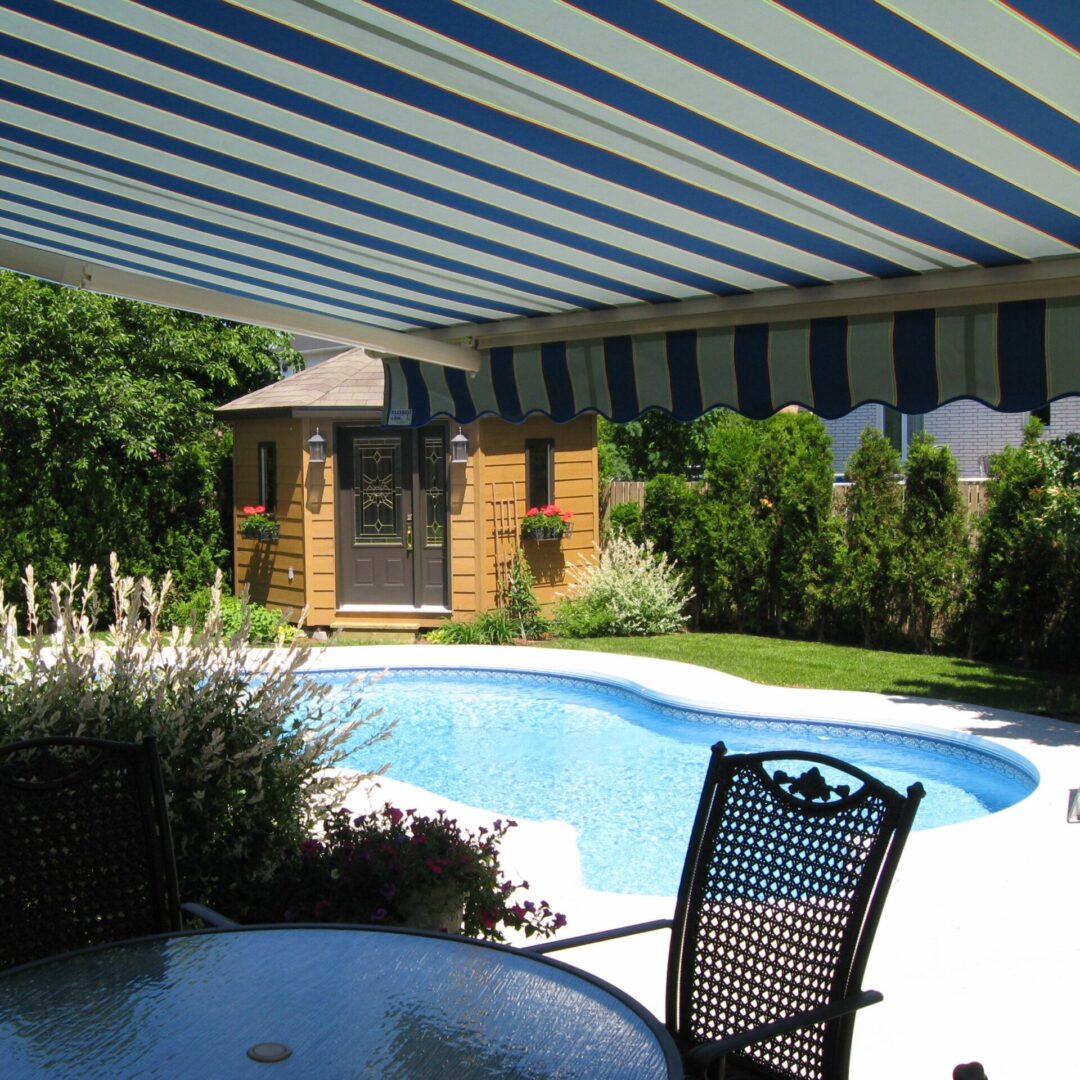 retractable-awning-shade-by-pool