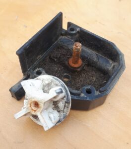 seized-mirage-retractable-screen-door-roller-pin