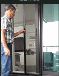 testing-stowaway-retractable-screen-door